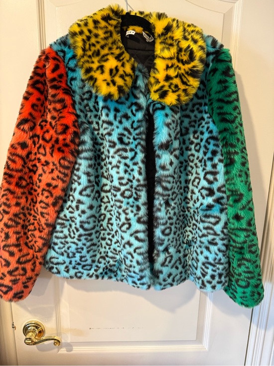 Alice + Olivia Jackets & Blazers - Woman Multicolor Faux Fur Leopard Print Jacket - Yellow Collar